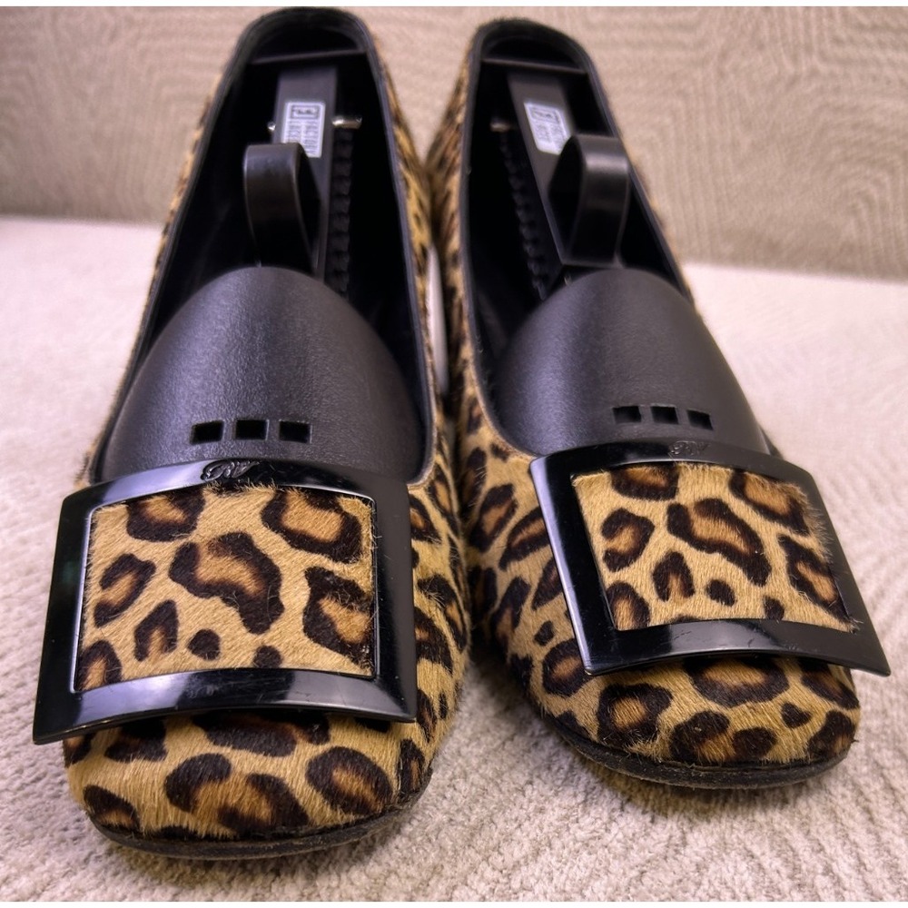 Roger Vivier Paris Leopard Print Heeled Pump Black Buckle Calf Hair Sz 38 Italy